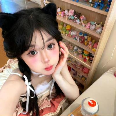 闪婚后,大叔每天狂宠我